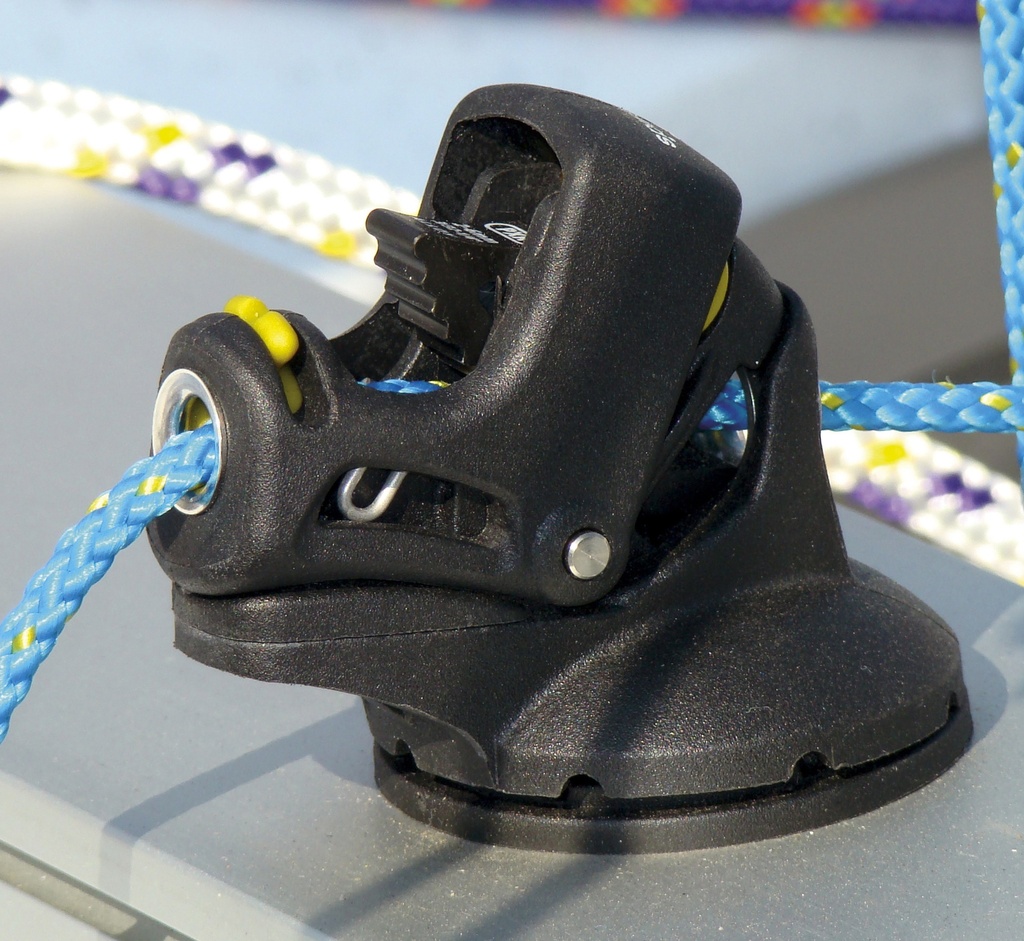 [OS0206SW] Cleat cam PXR auto with Swivel Base Ø 2-6mm